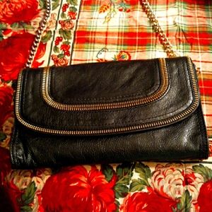 Michael Kors 30T3GBYC2L Naomi Clutch/ Shoulder bag.